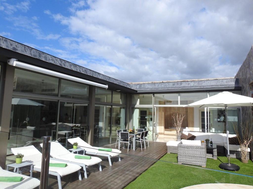 Opal Villa de Luxe — 3