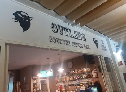 Outlaws Country Music Bar — 6