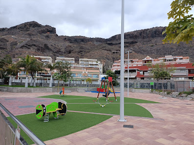 Parque Infantil / Spielplatz — 1