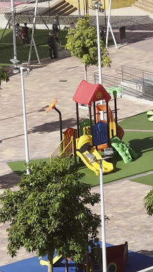 Parque Infantil / Spielplatz — 2