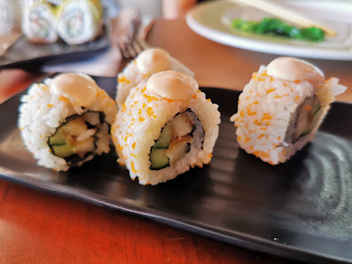 Pekin Garden sushi — 4