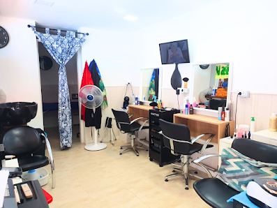 Peluquería Claudia Beauty Salon — 3