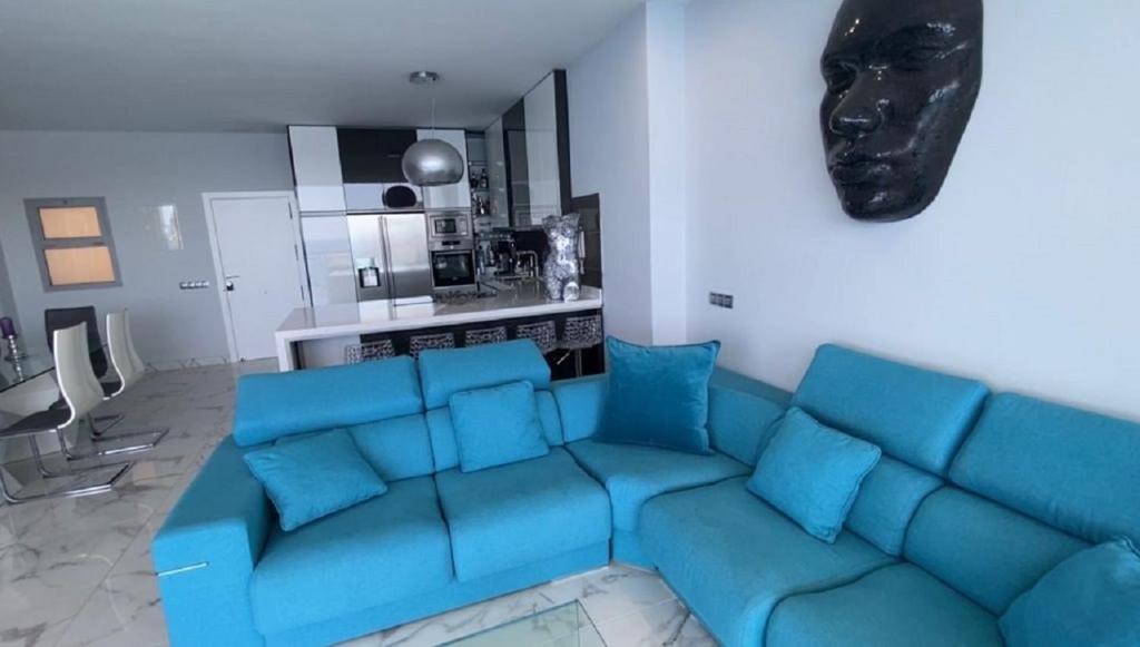 PENTHOUSE IN THE SEA, Tauro — 4