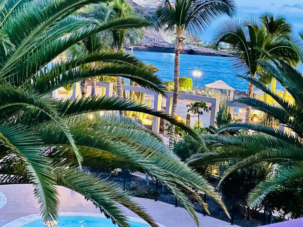Playa del Cura - Beachside Retreat — 2