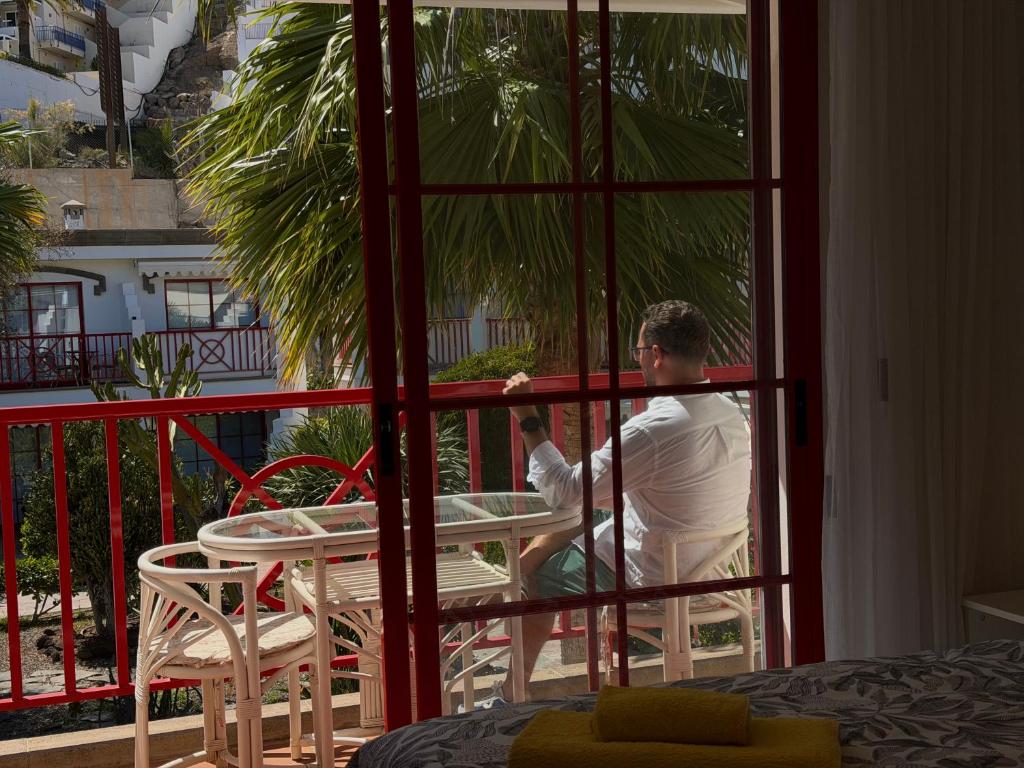 Playa del Cura - Beachside Retreat — 9