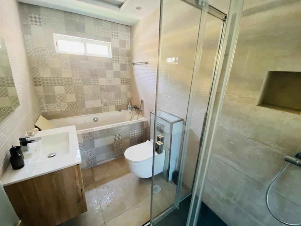 Puerto Rico duplex with community pool close to the beach — 5