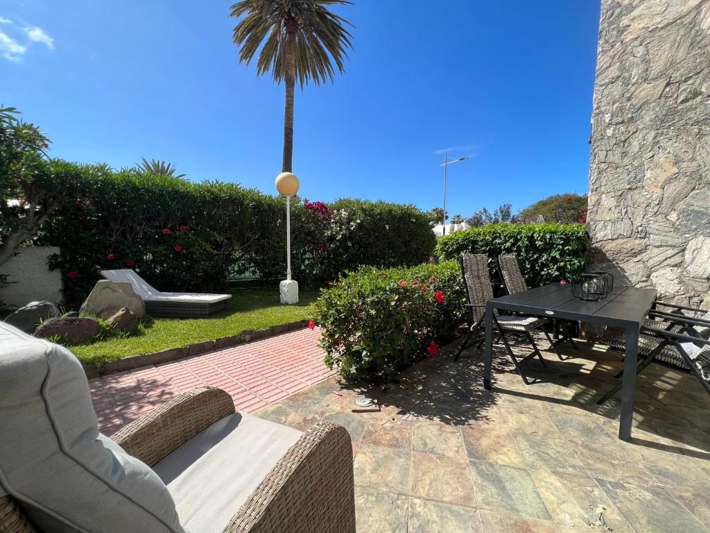 Puerto Rico duplex with community pool close to the beach — 9