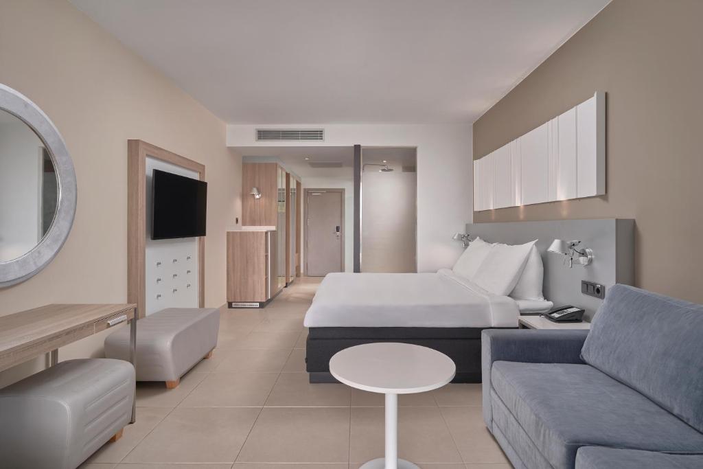 Radisson Blu Resort & Spa — 3