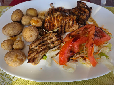 Restaurante Grill Rancho Tauro — 11
