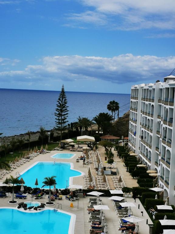 Riviera Peace — 1