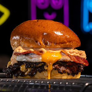 Sahusa Smash Burgers — 5