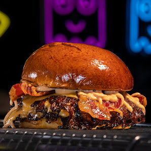 Sahusa Smash Burgers — 7