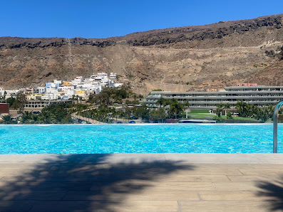 Silent pool (adults only) — 2