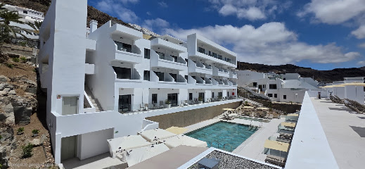SOLANA PREMIUM APARTMENTS — 9