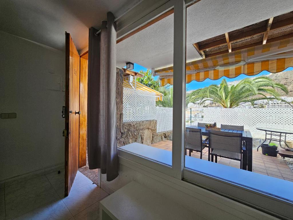 Spacious Family Duplex with Access to the Pool — 11