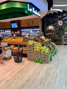 SPAR Market Puerto Rico — 4