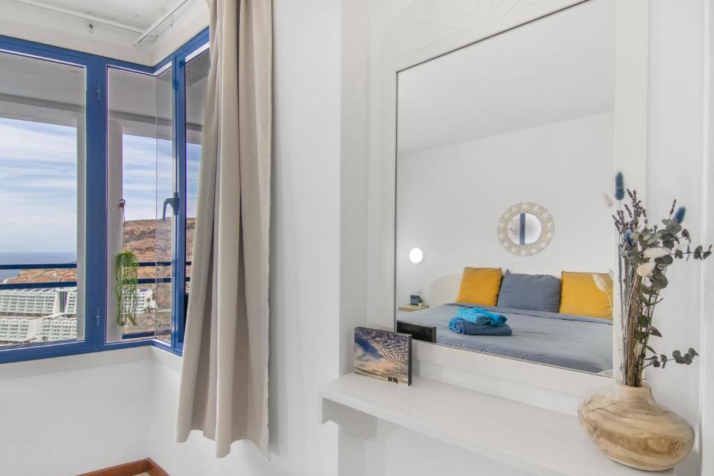 Stunning Sunset Ocean View Apt — 10