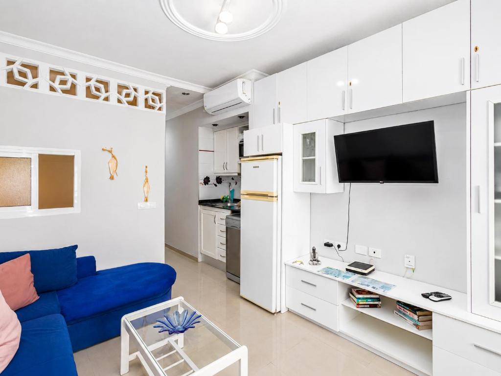 Sun Port Ocean Views - Renovated & Pool — 7