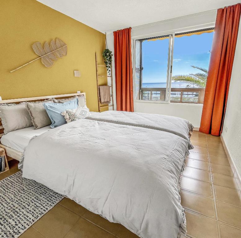 Sunny Patalavaca - Ocean View Apartment — 1