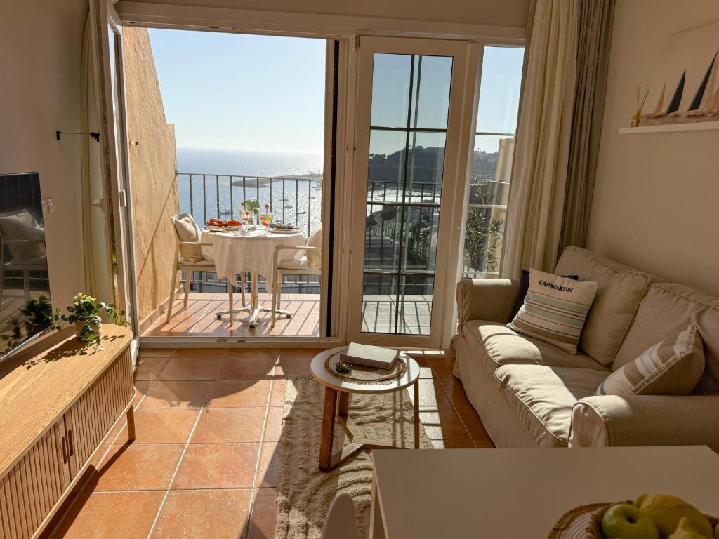 Sunset Balcony & Sea Views in Patalavaca Apt 08 — 4