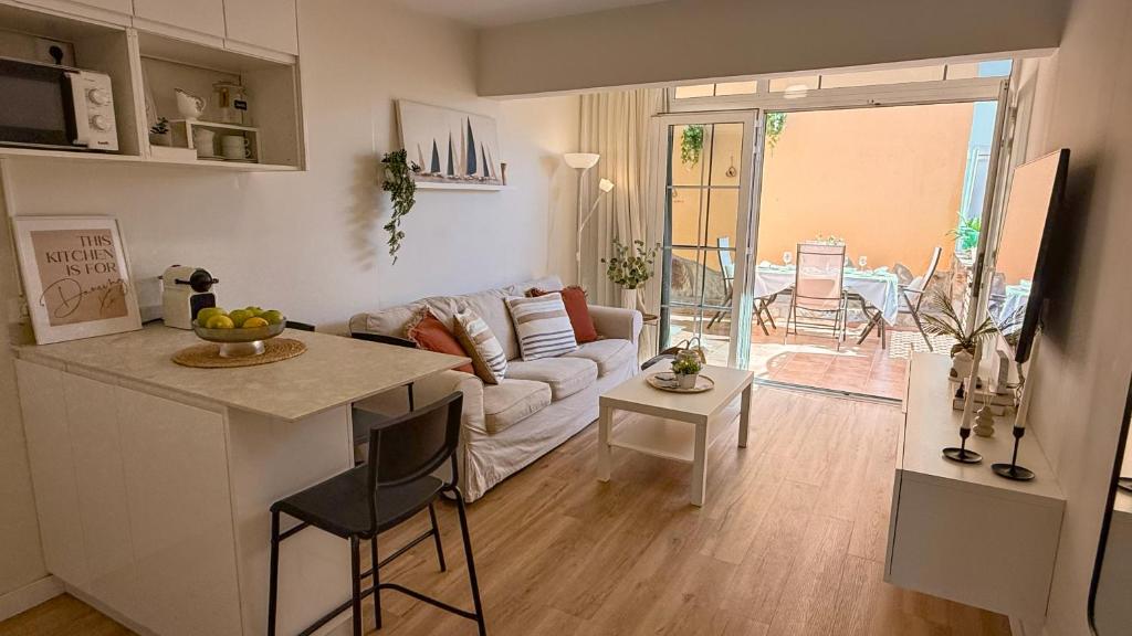 Sunset Terrace in Patalavaca Apt 12 — 8