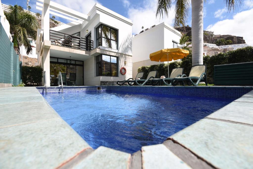 Sunshine Beach Villas — 3