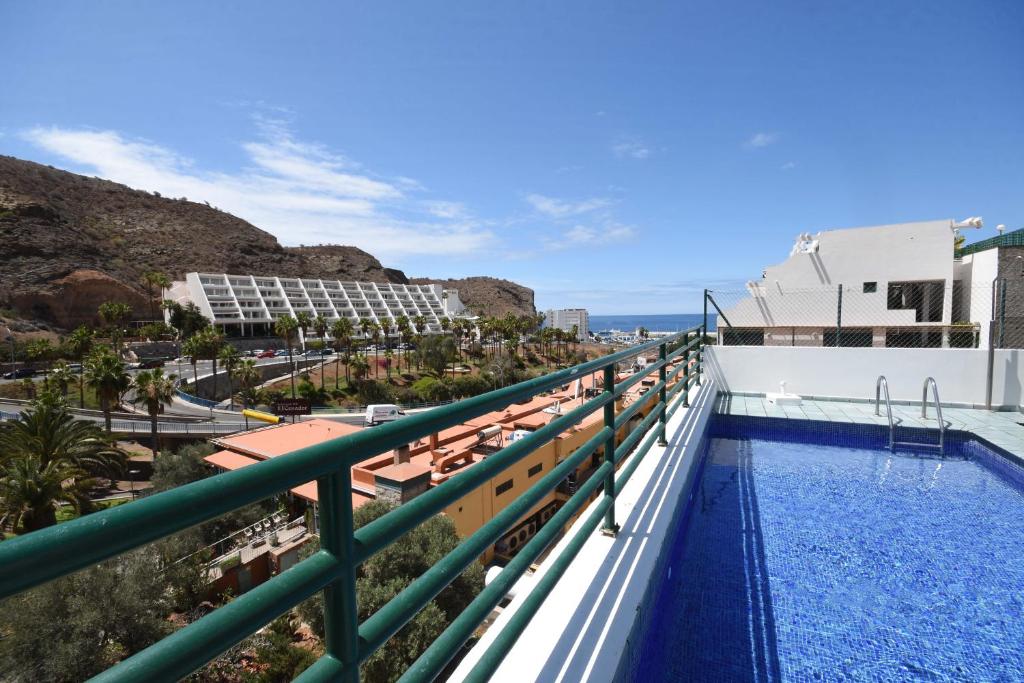Sunshine Beach Villas — 8