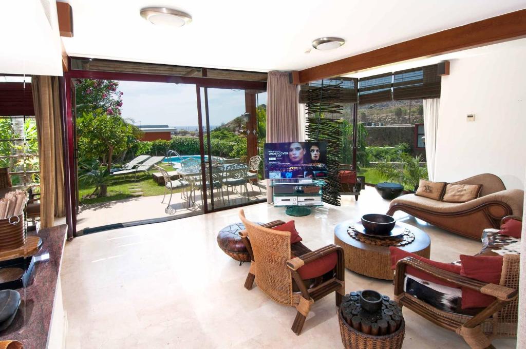 Tauro Villas — 1