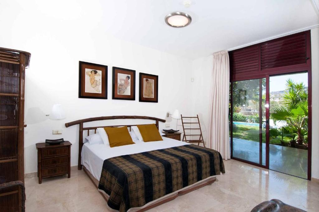 Tauro Villas — 2