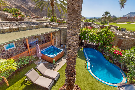 The 19th Hole villa — 2