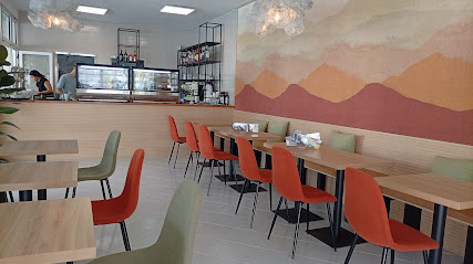 The Grand Café, Coffee & Burger