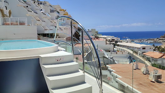 The One Luxury Apartments 5* — 2