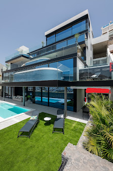 The One Luxury Apartments 5* — 6