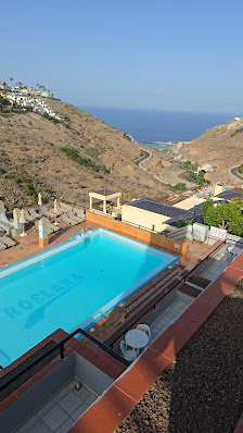 Ura Hotels - Apartamentos Roslara — 1