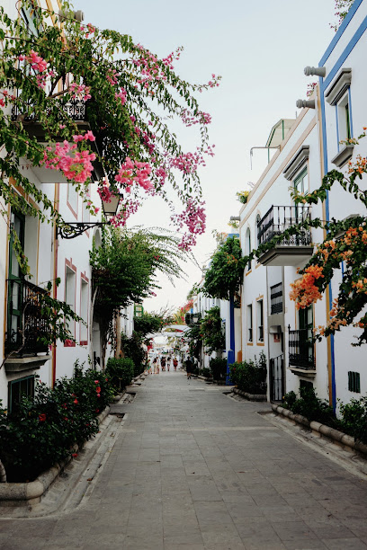 Urb. Puerto de Mogán — 2