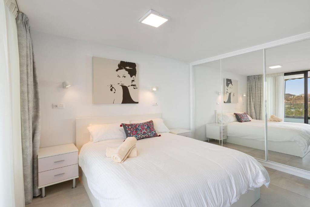 Vacaciones 'Ocean Wave Retreat' con vistas al mar, Wi-Fi y aire acondicionado — 10