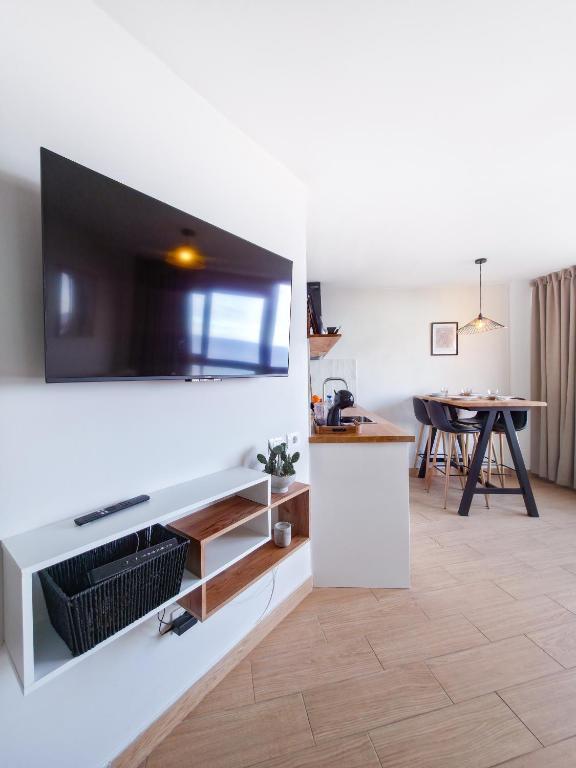 Verana House — 5
