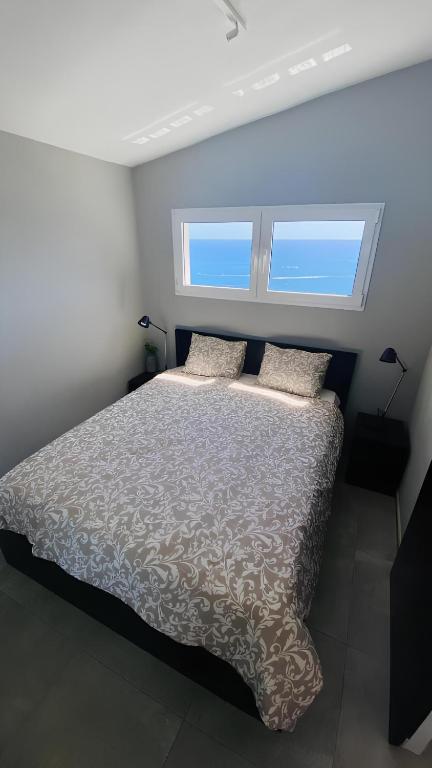 Very Romantic Seaview Apartment Patalavaca Mogán with Warm Pool — 1