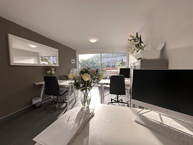 Victoria & Associates — 4