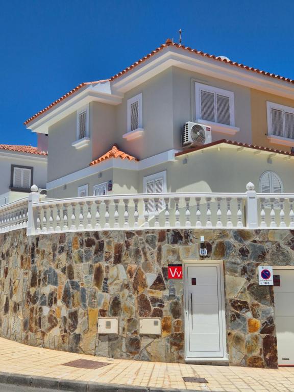 Villa Arguineguín — 1