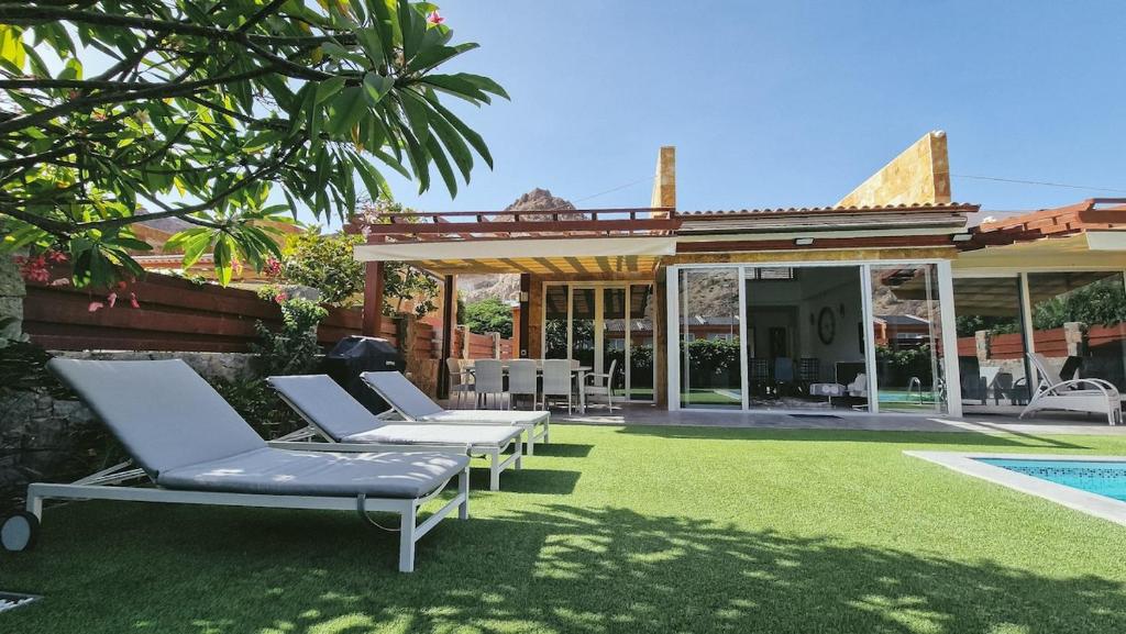Villa Helene Tauro, Heated Pool, Wi-Fi, BBQ By Kalmacanaria — 1