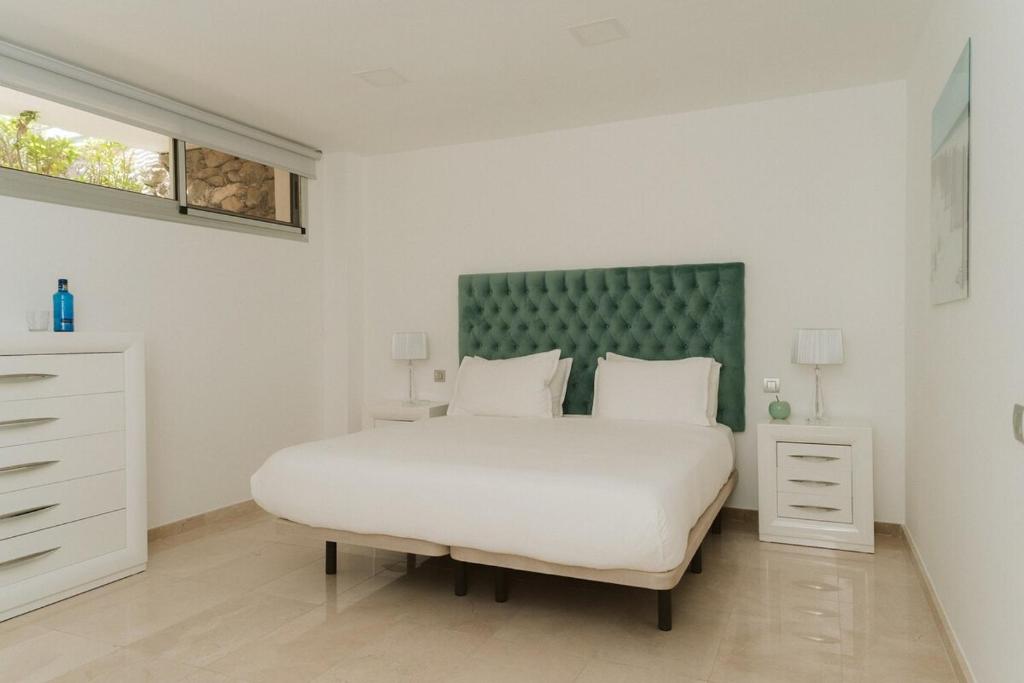 Villa Helene Tauro, Heated Pool, Wi-Fi, BBQ By Kalmacanaria — 9