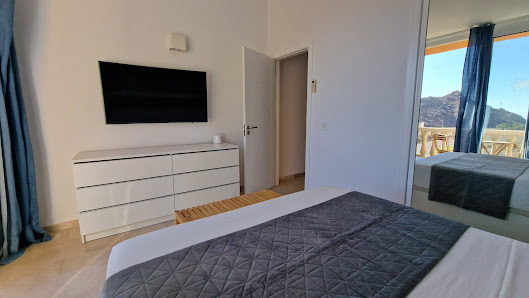 Villa Hugo / Cozy holiday 2 bedroom apartment with WIFI — 5