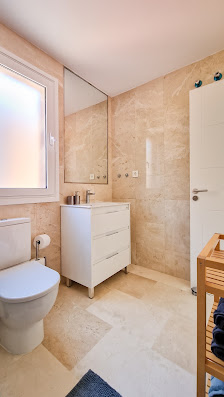 Villa Hugo / Cozy holiday 2 bedroom apartment with WIFI — 6